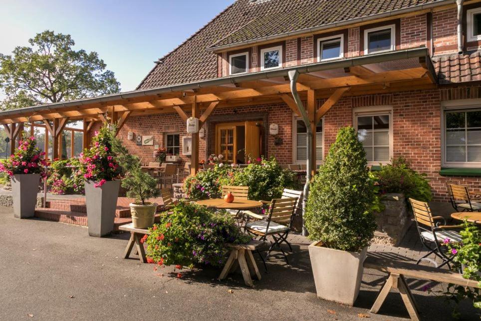 Brammers Landhotel Zum Wietzetal 비첸도프 외부 사진